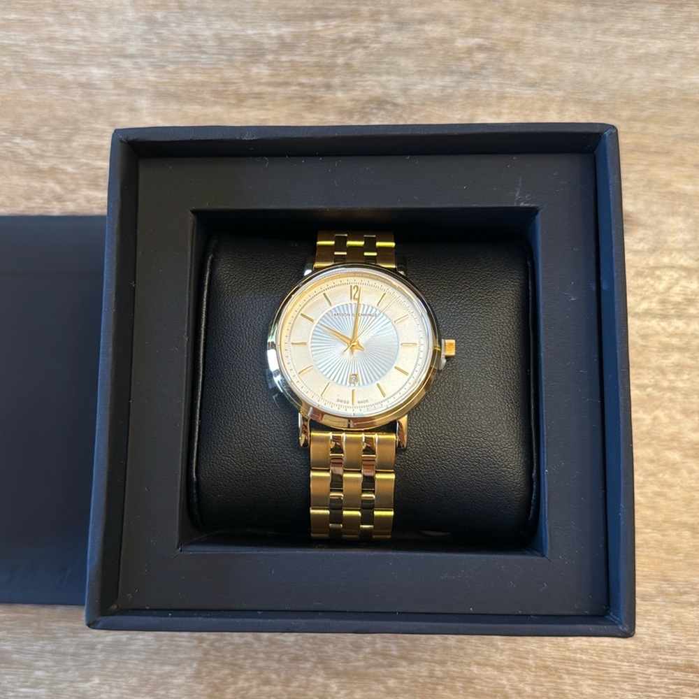 NWOT Larsson and Jennings Gold Watch
